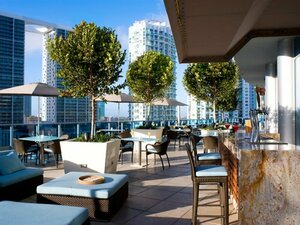 Гостиница Kimpton Epic Miami