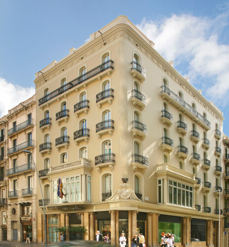 Гостиница Midmost Barcelona  by Majestic Hotel Group в Барселоне