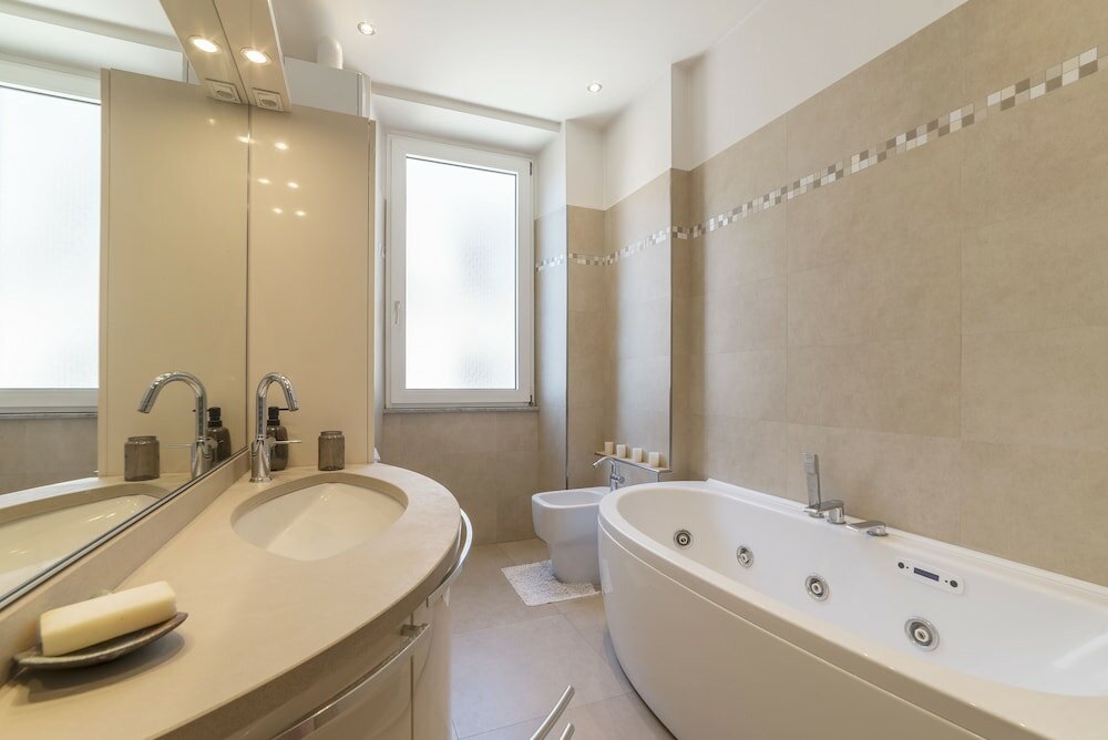 Фото Colosseo & Colle Oppio Charming Apartment