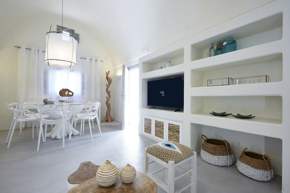 Фото Eolia Kamari Villa