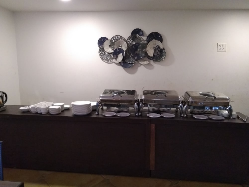 Фото Hotel Karon Premium