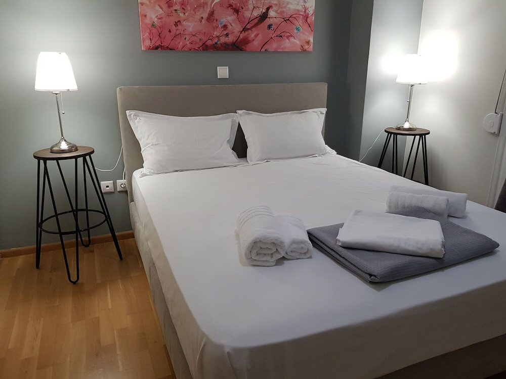 Фото Stylish Urban Apartment