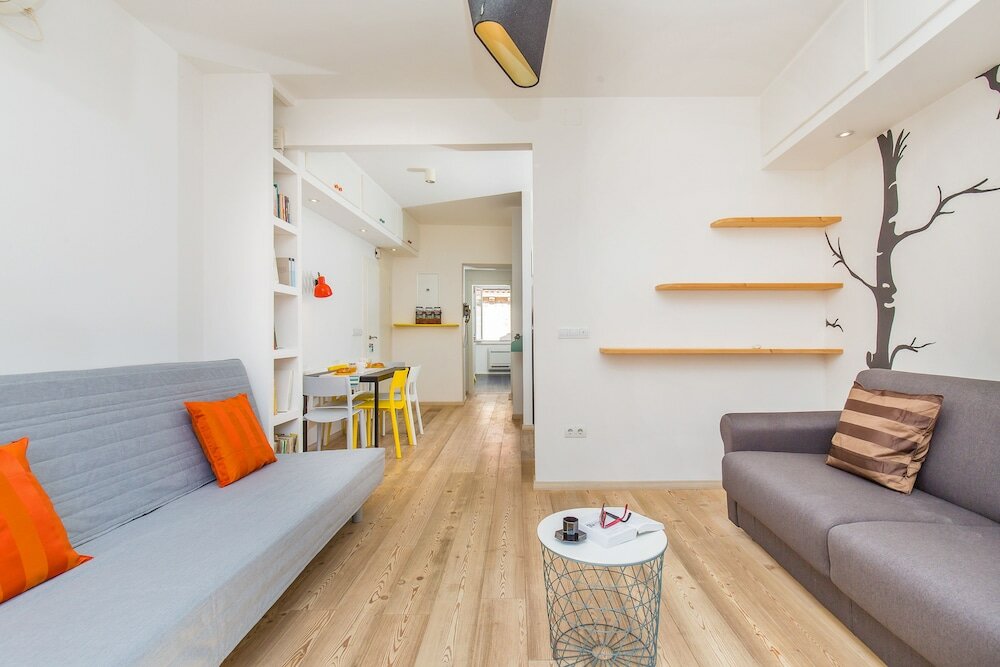 Фото Apartment & Room Joy