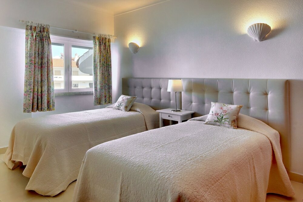 Фото Apartamentos do Atlântico