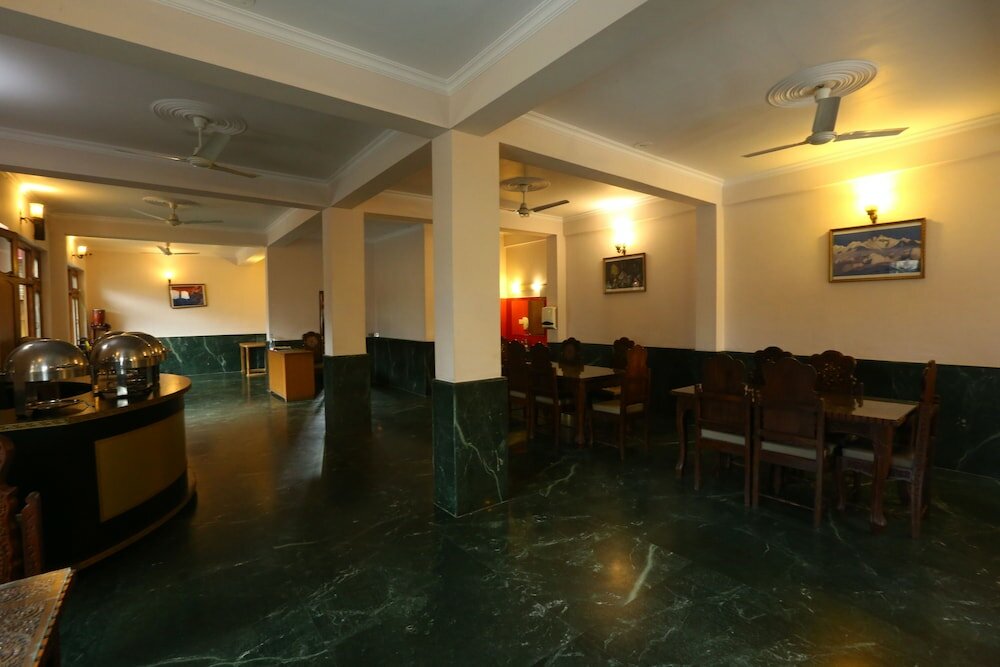 Фото Samdupling Himalayan Brothers