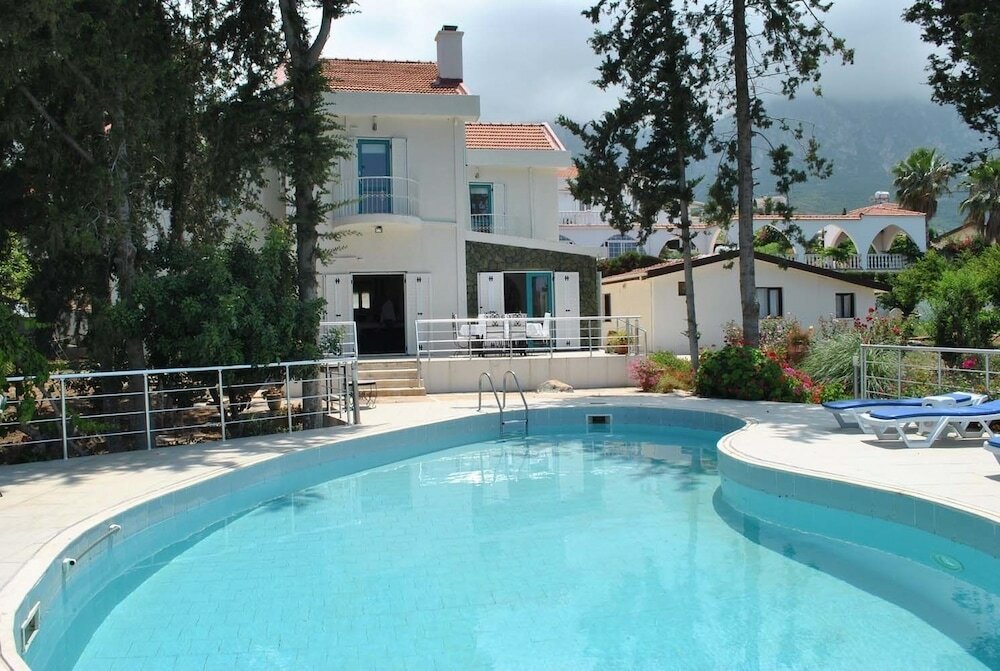 Фото Villa Sabrina by Amy Villas