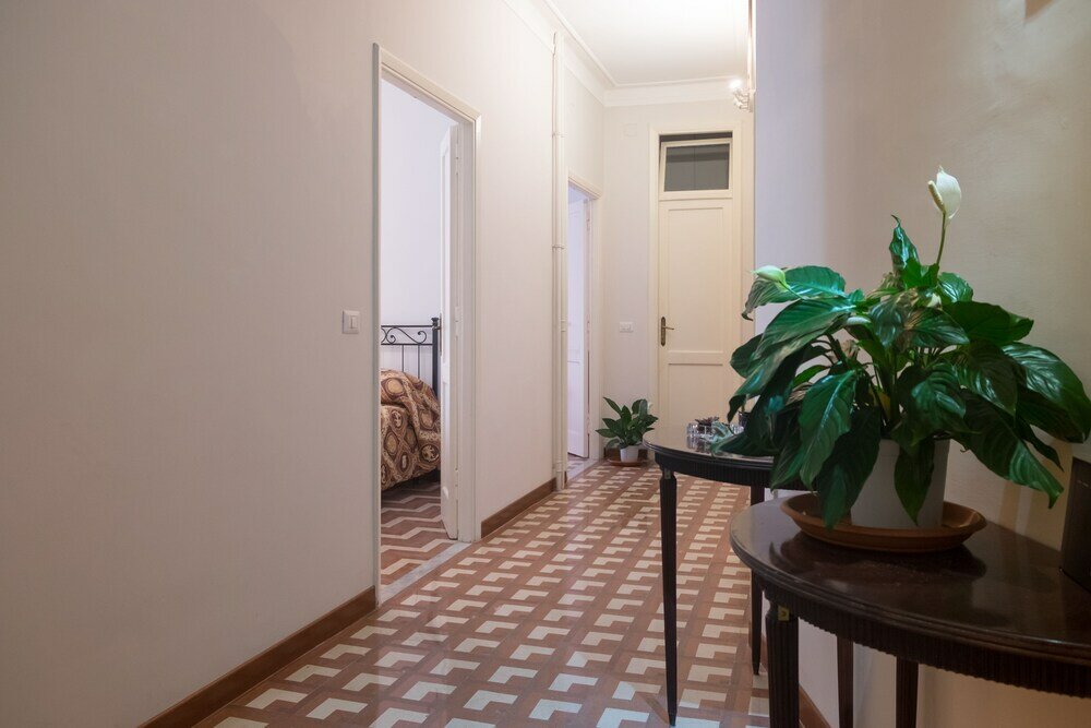 Фото Roma - VIA la Spezia 70