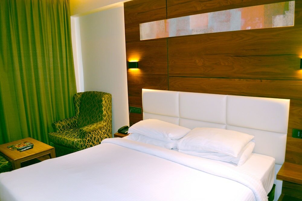 Фото R K Residency