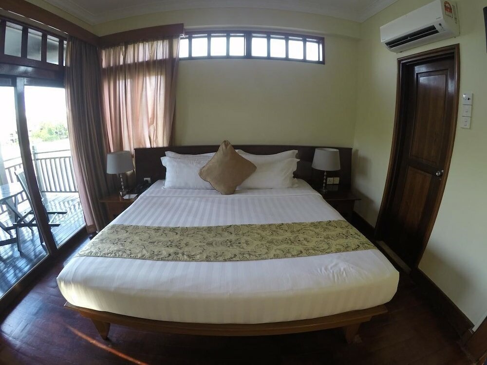 Фото De Water Chalet Langkawi Lagoon