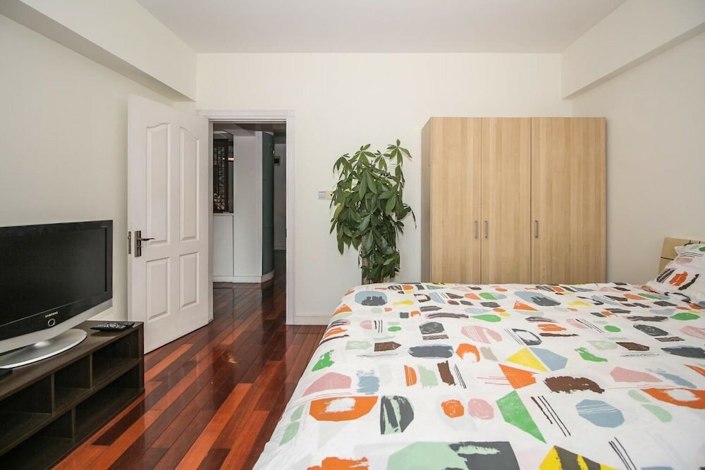 Фото Ellies Apartment Biyun Branch