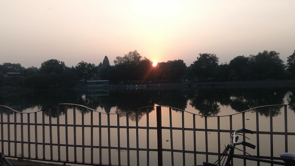 Фото Hotel Khajuraho Temple View