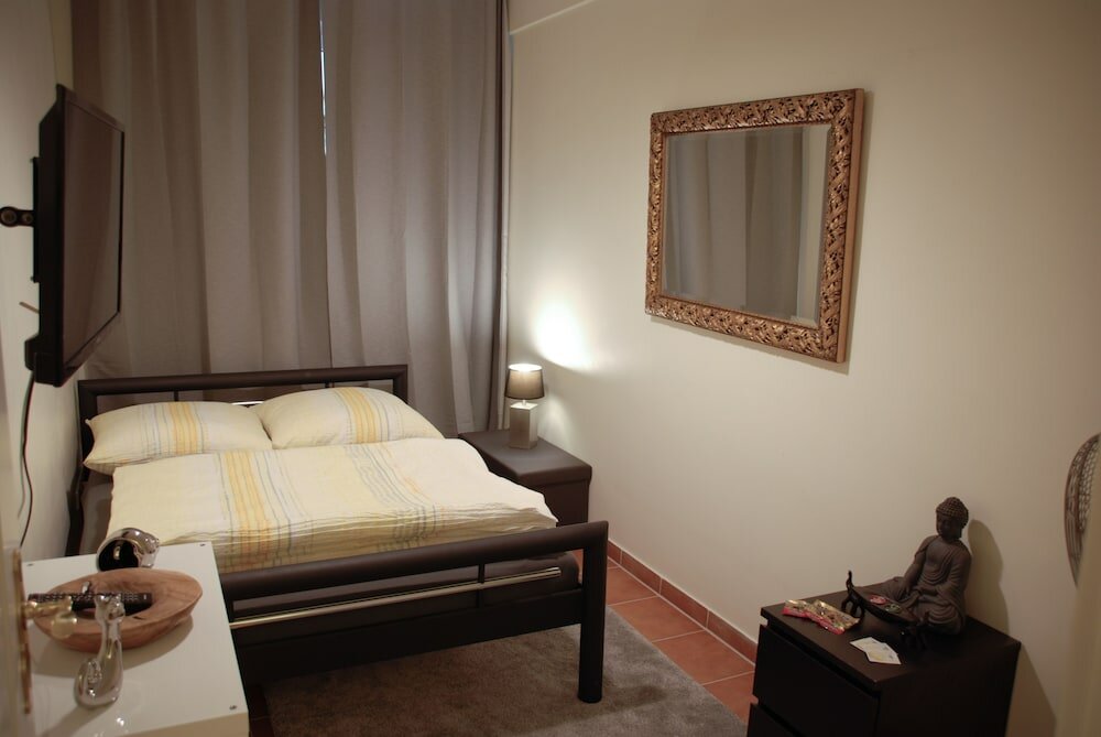 Фото My Sweet Home Apartment Düsseldorf K153