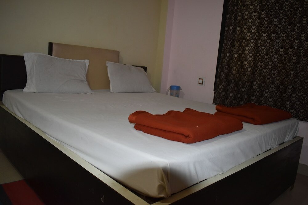 Фото Goroomgo Gouri Palace Puri