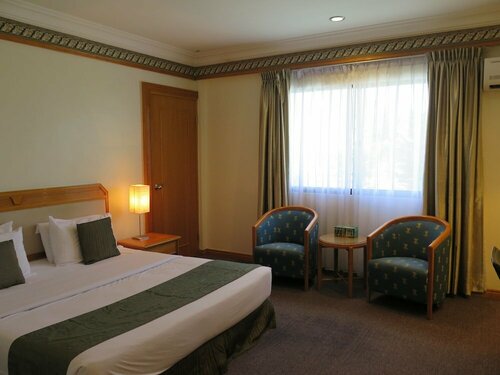 Гостиница Sea View Resort Hotel & Apartments в Куала-Белаите