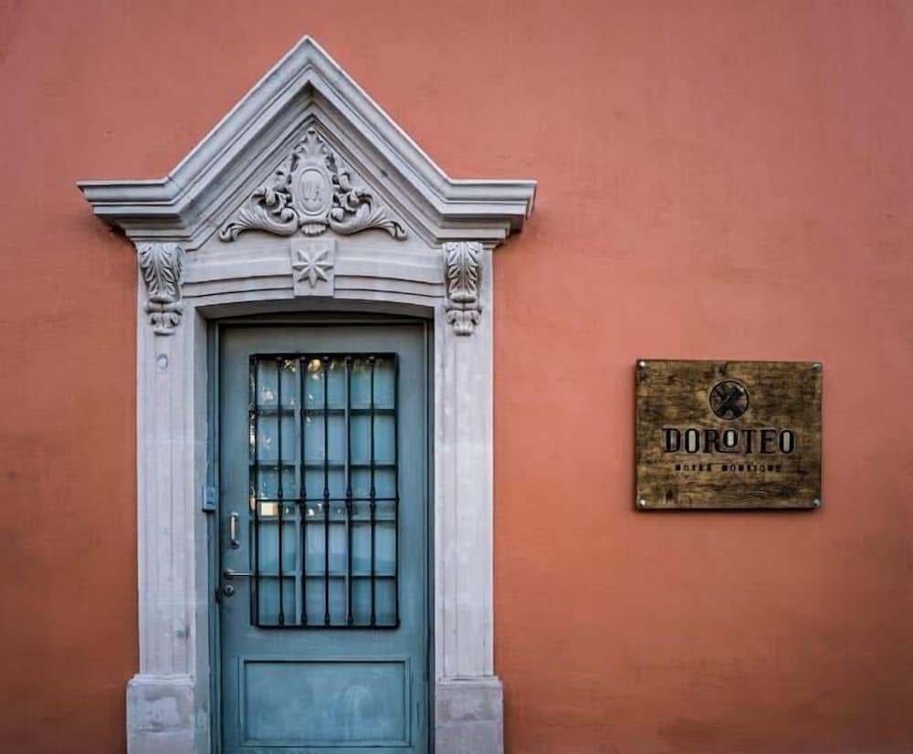 Фото отеля 4