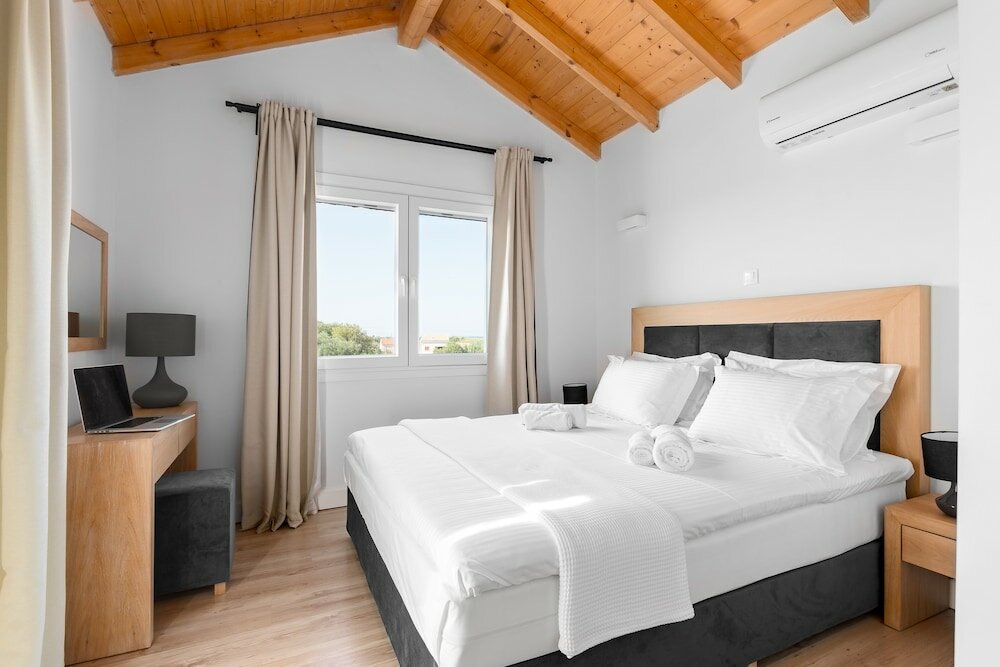 Фото Reiki Luxury Villas