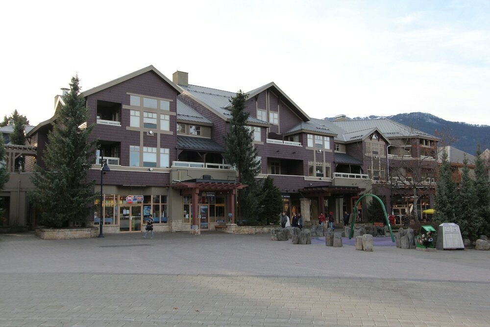 Фото Whistler Blackcomb Vr at Tyndall Stone