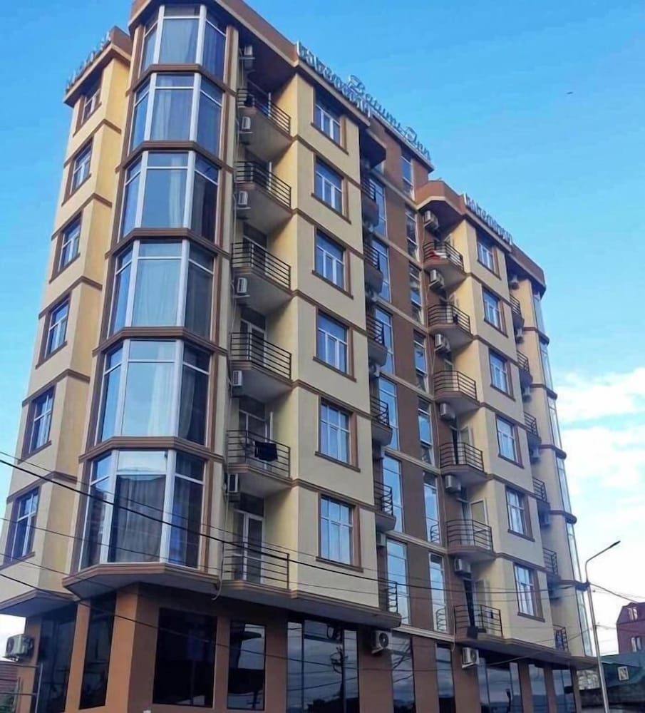 Фото Отель Batumi Inn