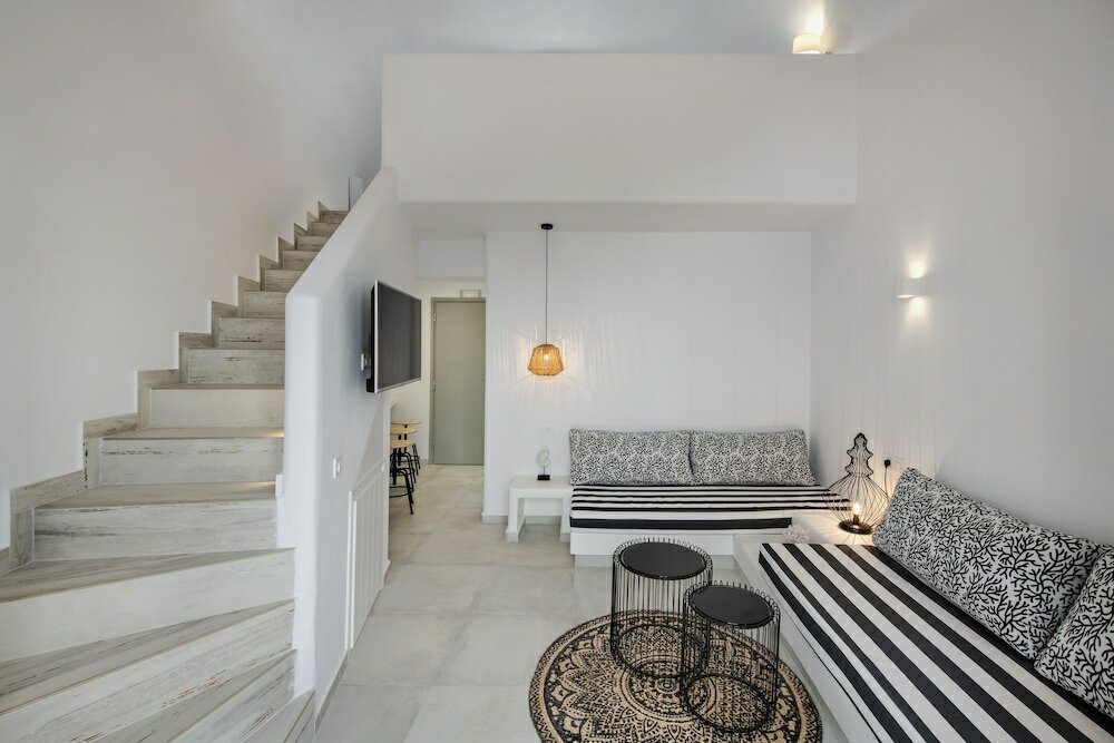 Фото Seven Suites