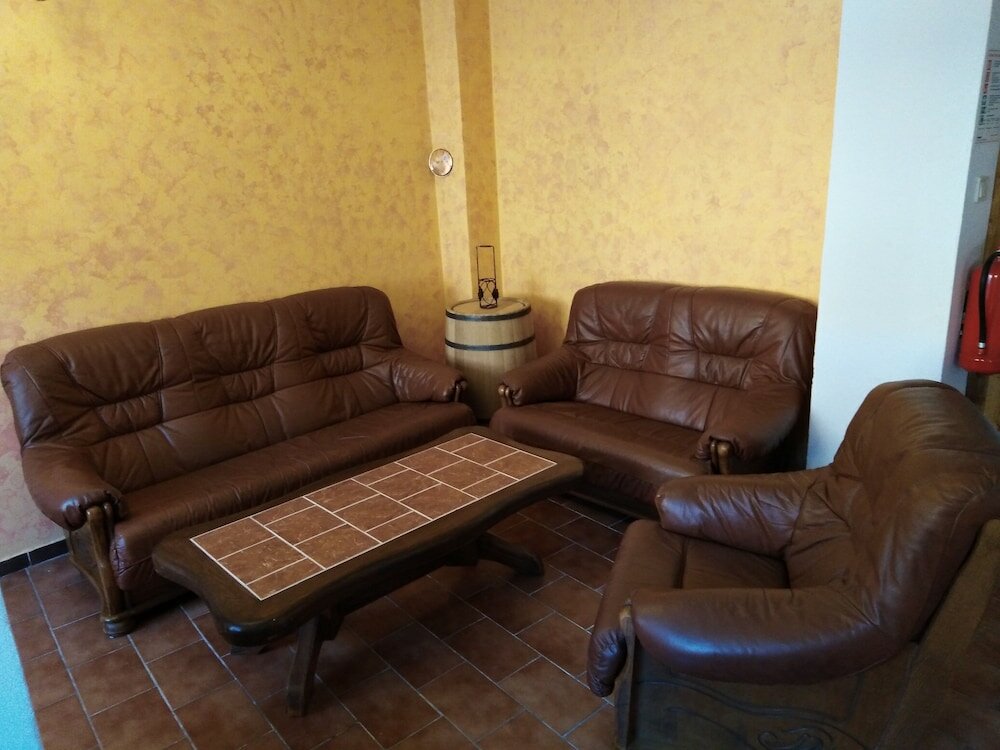 Фото Castle-Wall-Inn - Hostel