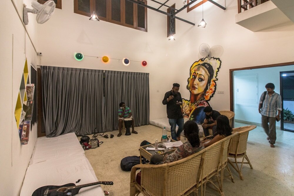 Фото Backpacker Panda Bengaluru