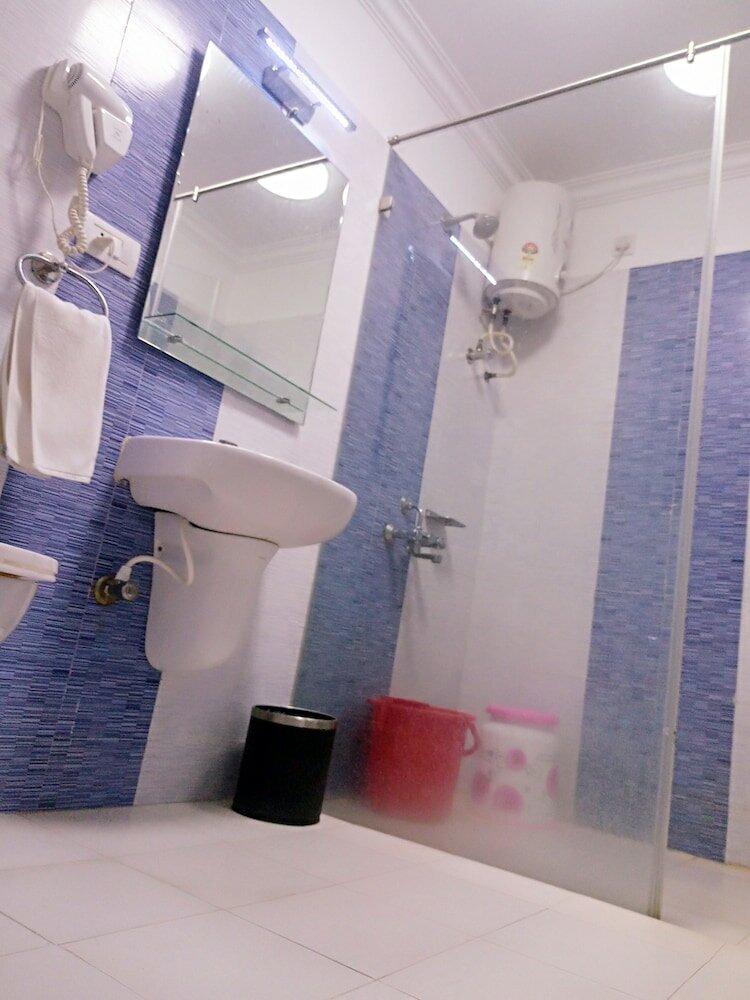 Фото Challenger Residency