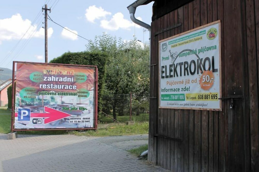 Фото Hotel Pod Jedlovým vrchem