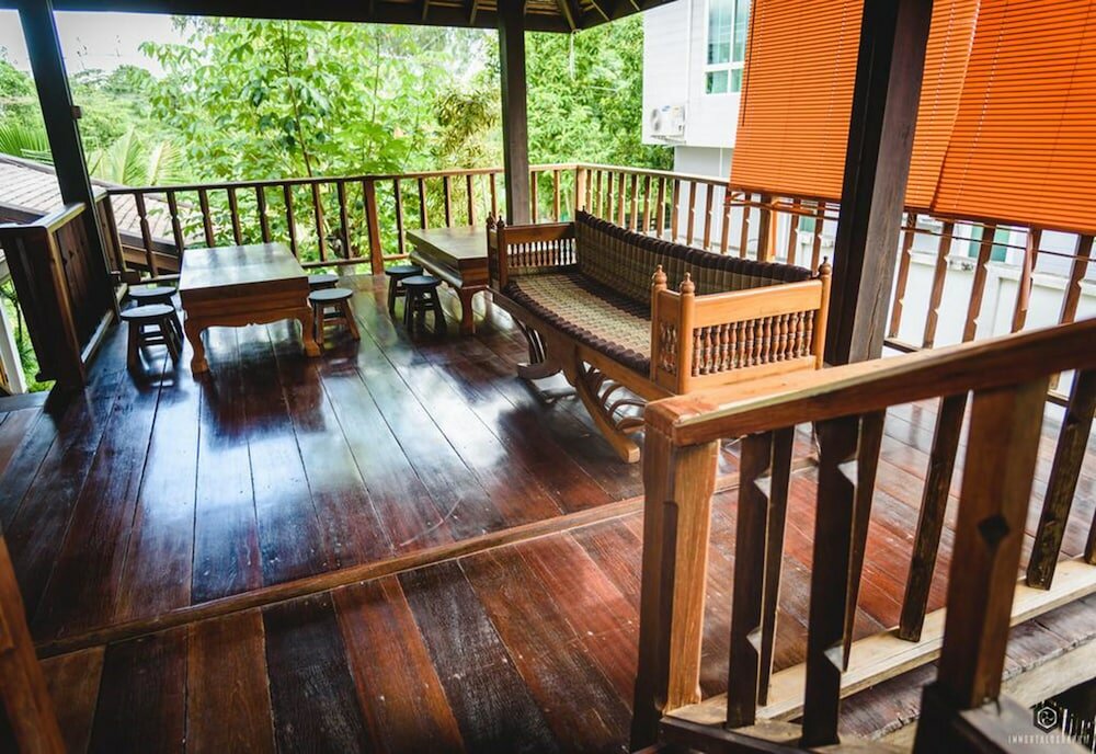 Фото Loam Boutique & Cafe