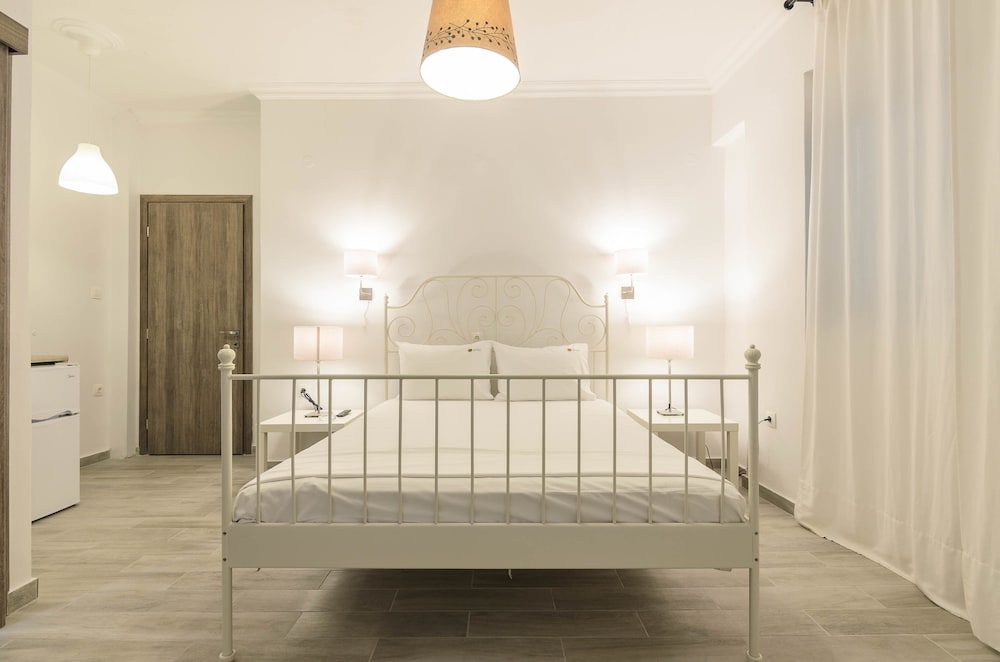 Фото Denise Studios & Apartments