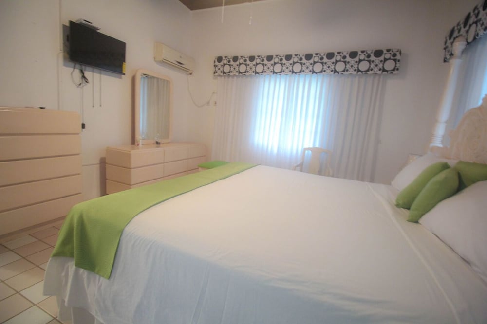 Фото Kenwood Villa