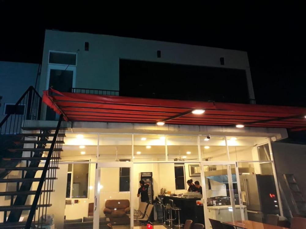 Фото Impala City Hotel and Hostel Kandy 50