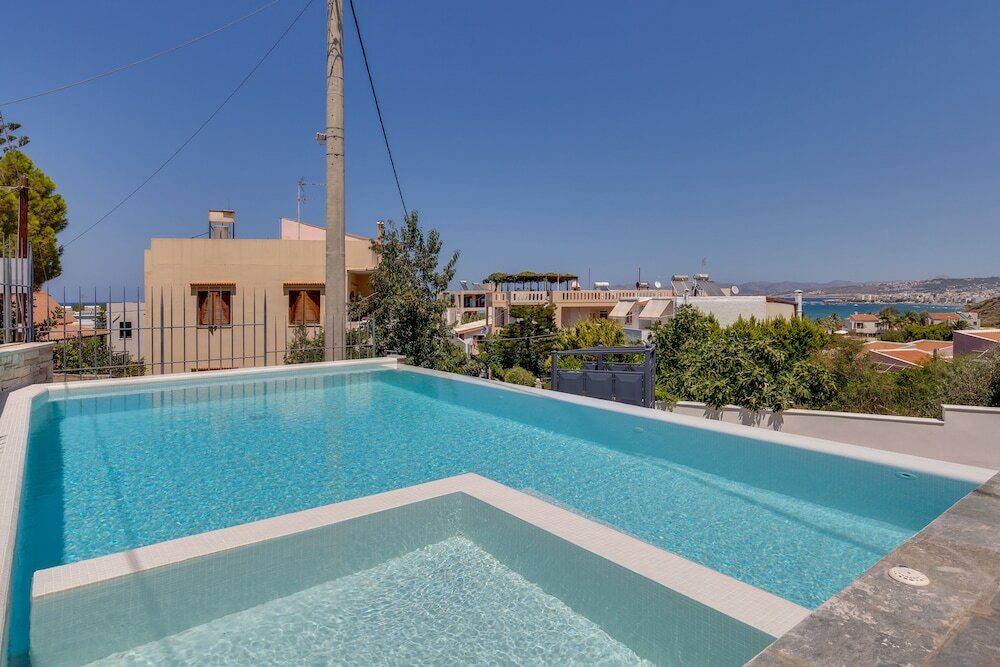 Фото The Hill House