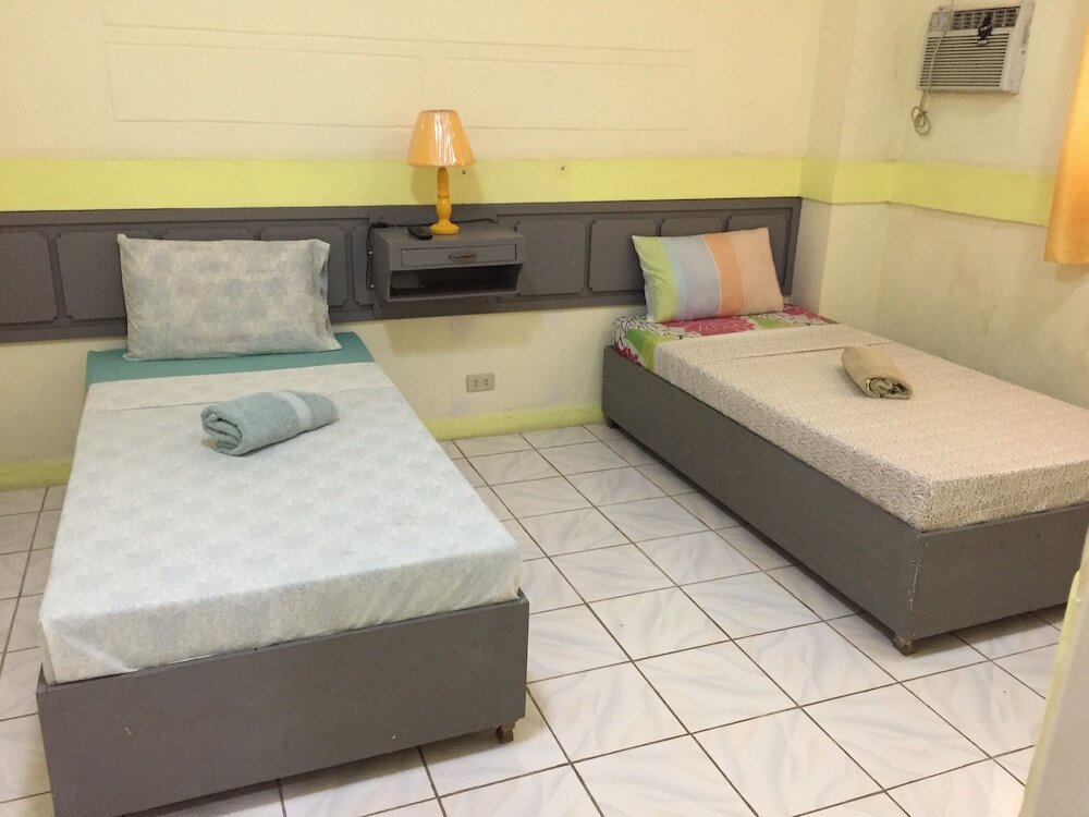 Фото Hayward Travel Inn