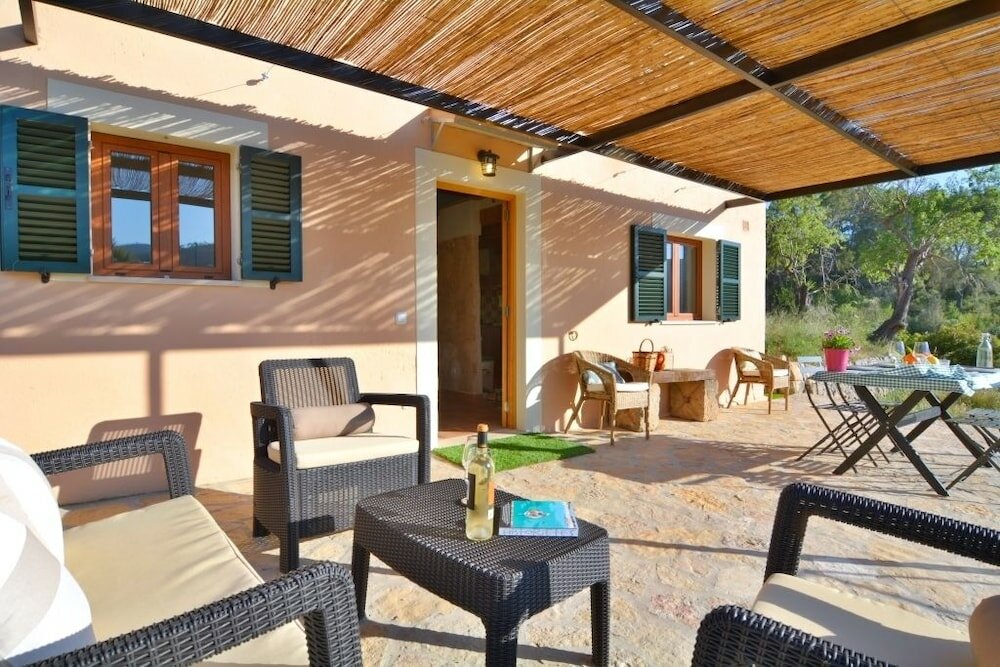 Фото Country cozy house with pool Mallorca