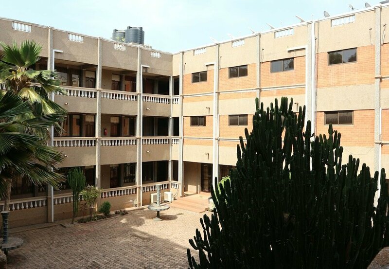 Гостиница Radach Lodge & Conference Centre в Тамале