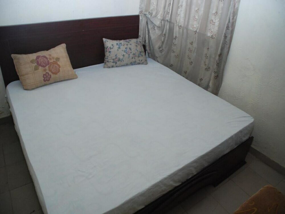 Фото Oyins Holiday Inn Annex