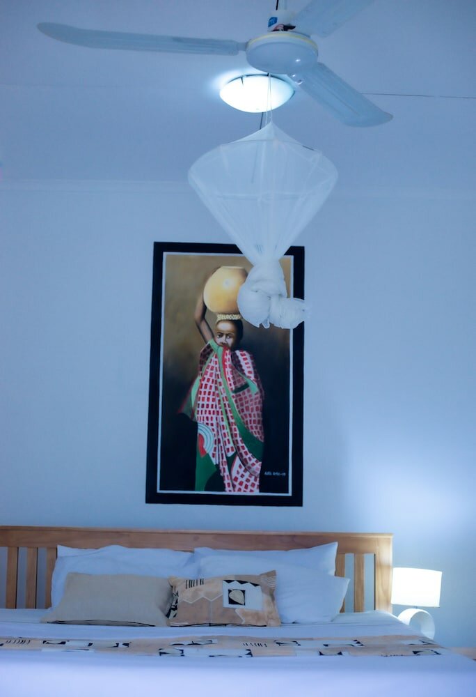 Фото Adlib Executive Lodge