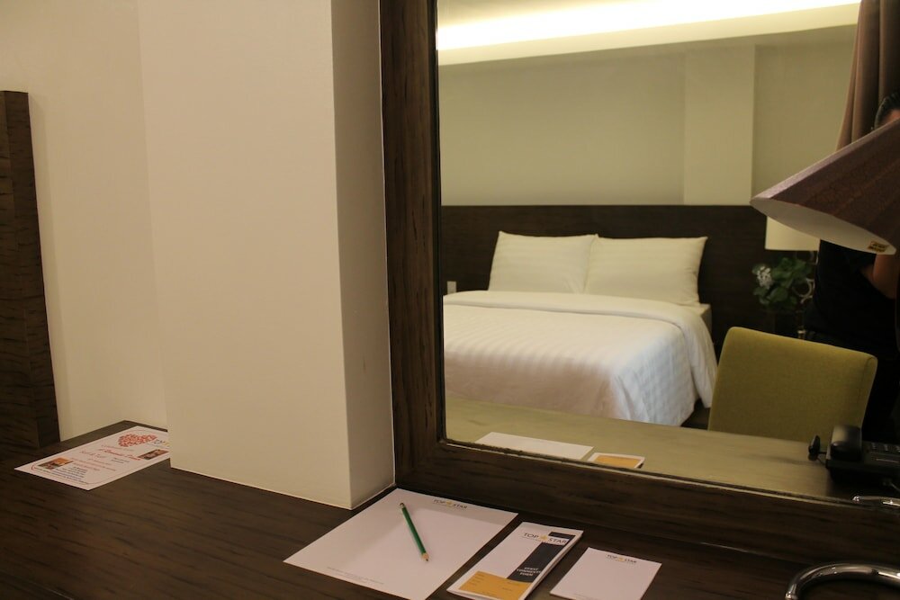 Фото Top Star Hotel