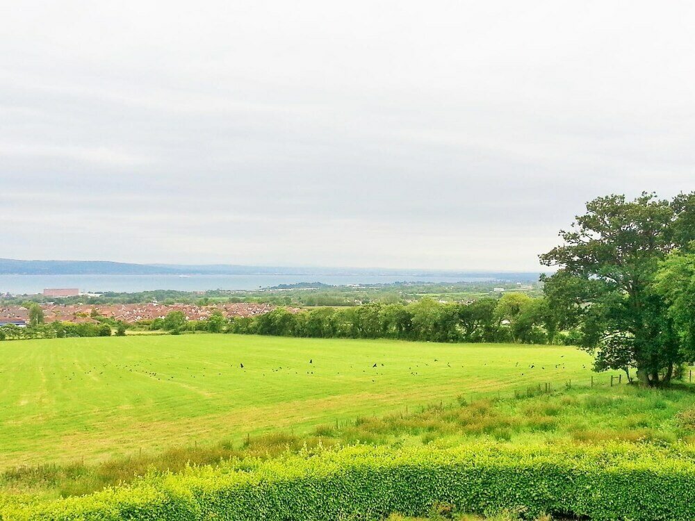 Фото Burleigh House