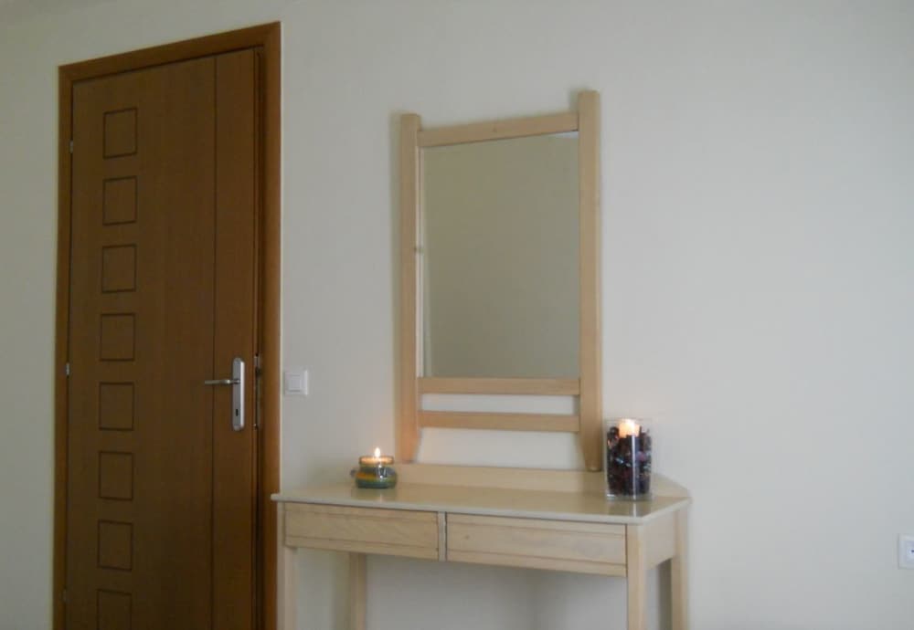 Фото Niriedes Dionyssos Village