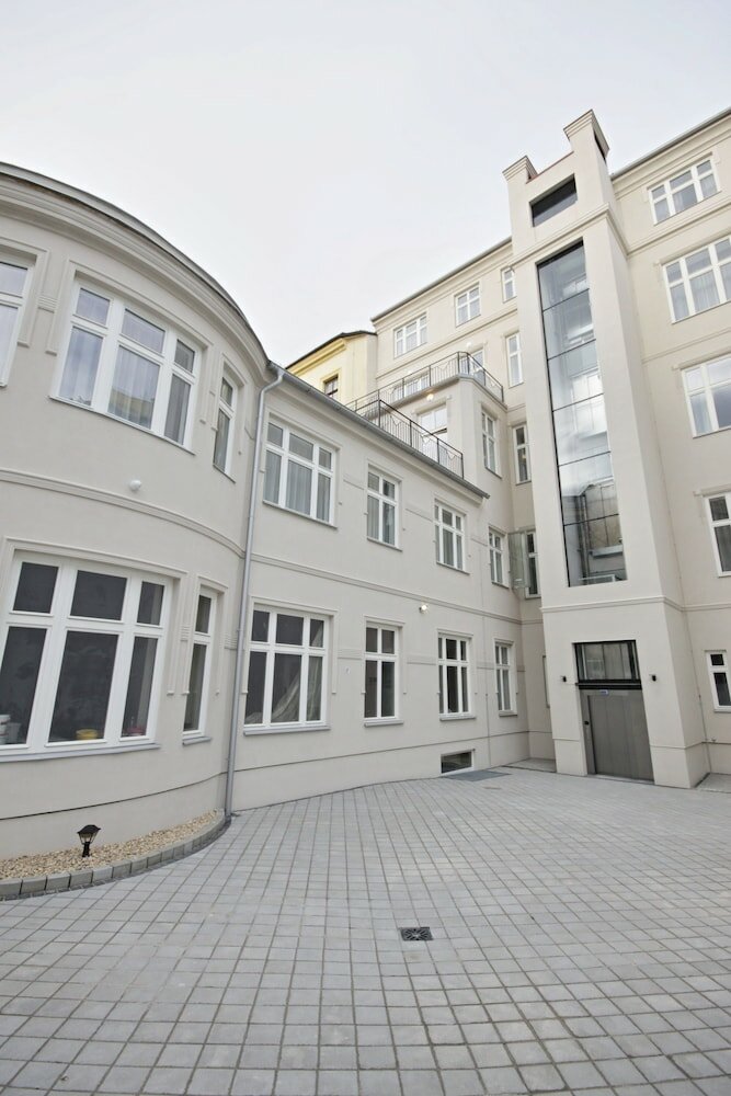 Фото Elizabeth Suites