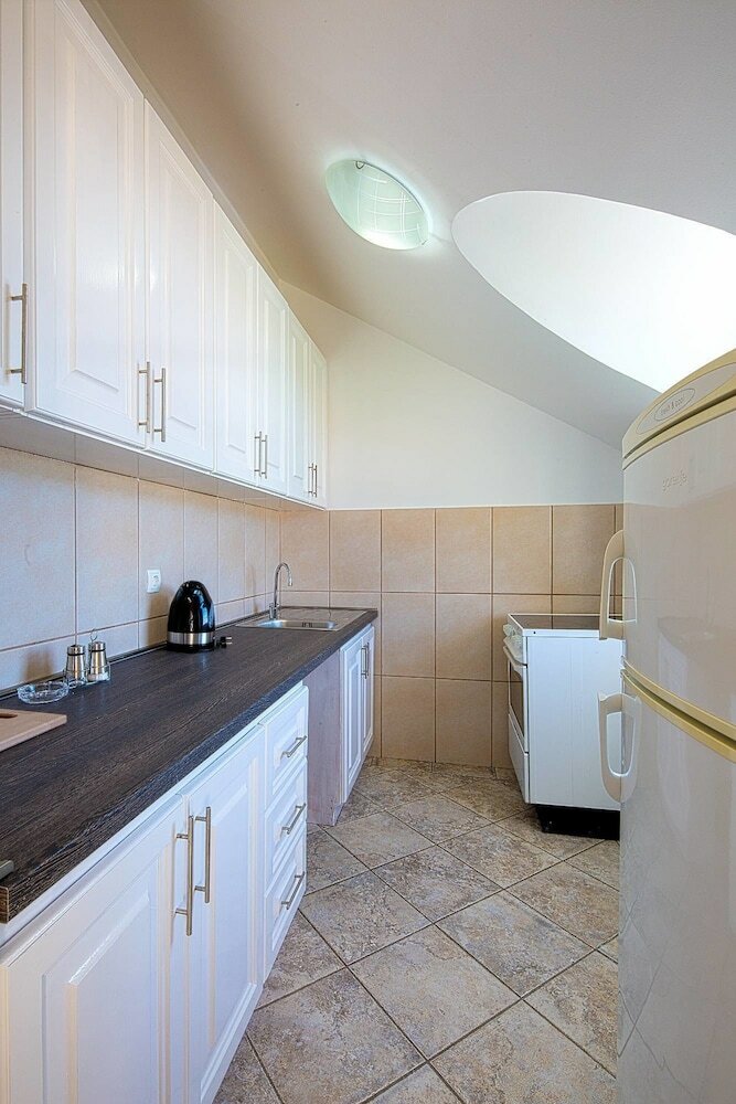 Фото Adriatic Hill Apartments