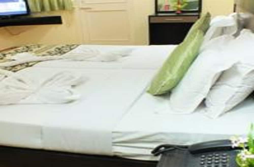 Фото Alor Grande Holiday Resort