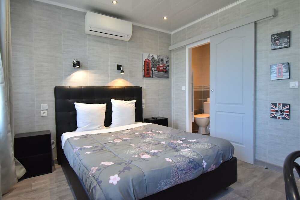 Фото Hôtel des Deux Gares