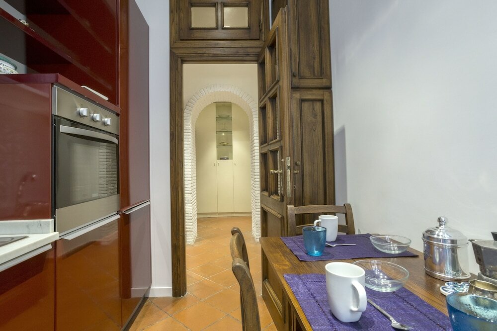 Фото Gianicolo's Hill Suite Apartment