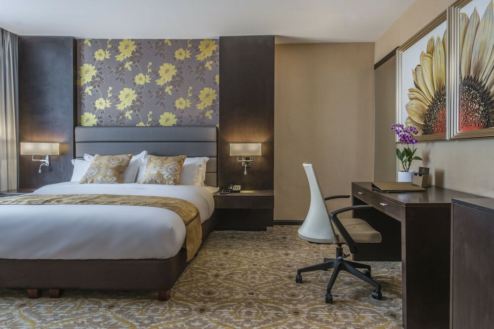 Фото Marcian Garden Hotel