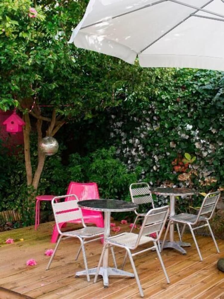 Фото Hotel Little Lodge