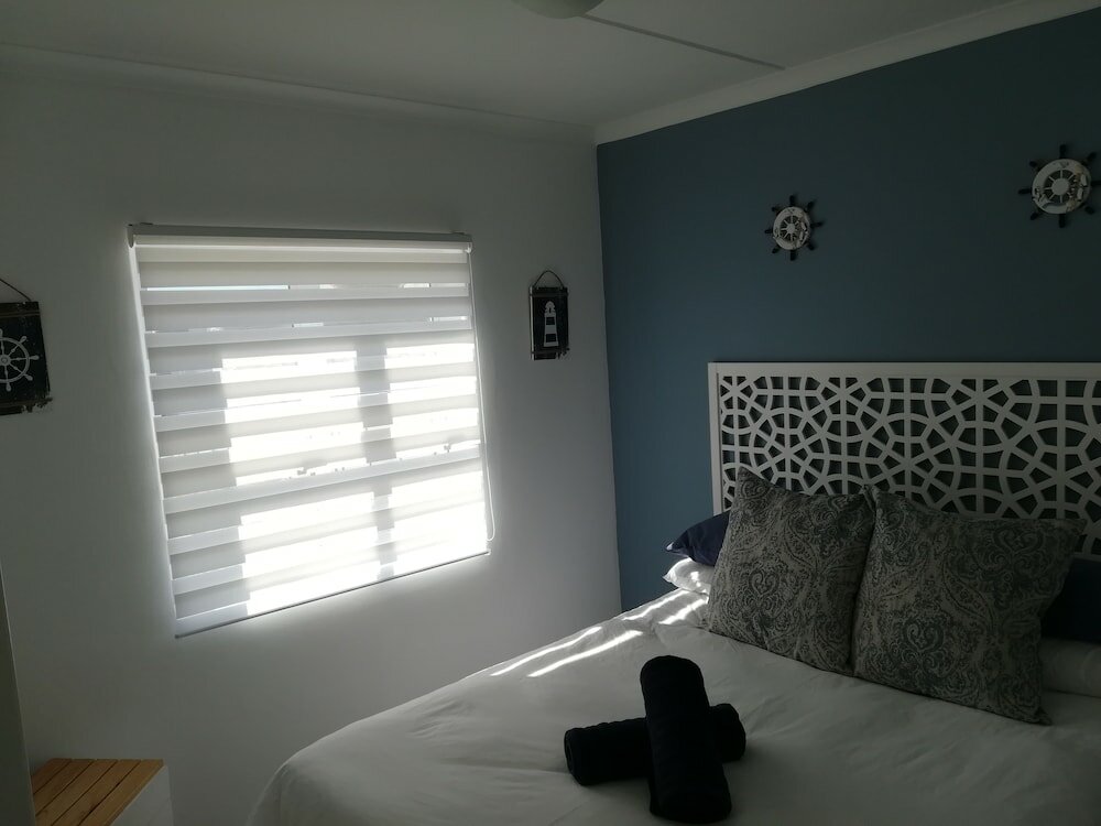 Фото Coral Sands on Muizenberg