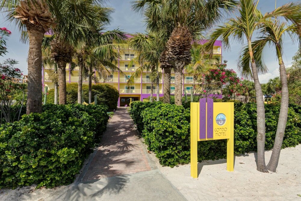 Фото Surf Beach Resort by Sunsational Beach Rentals