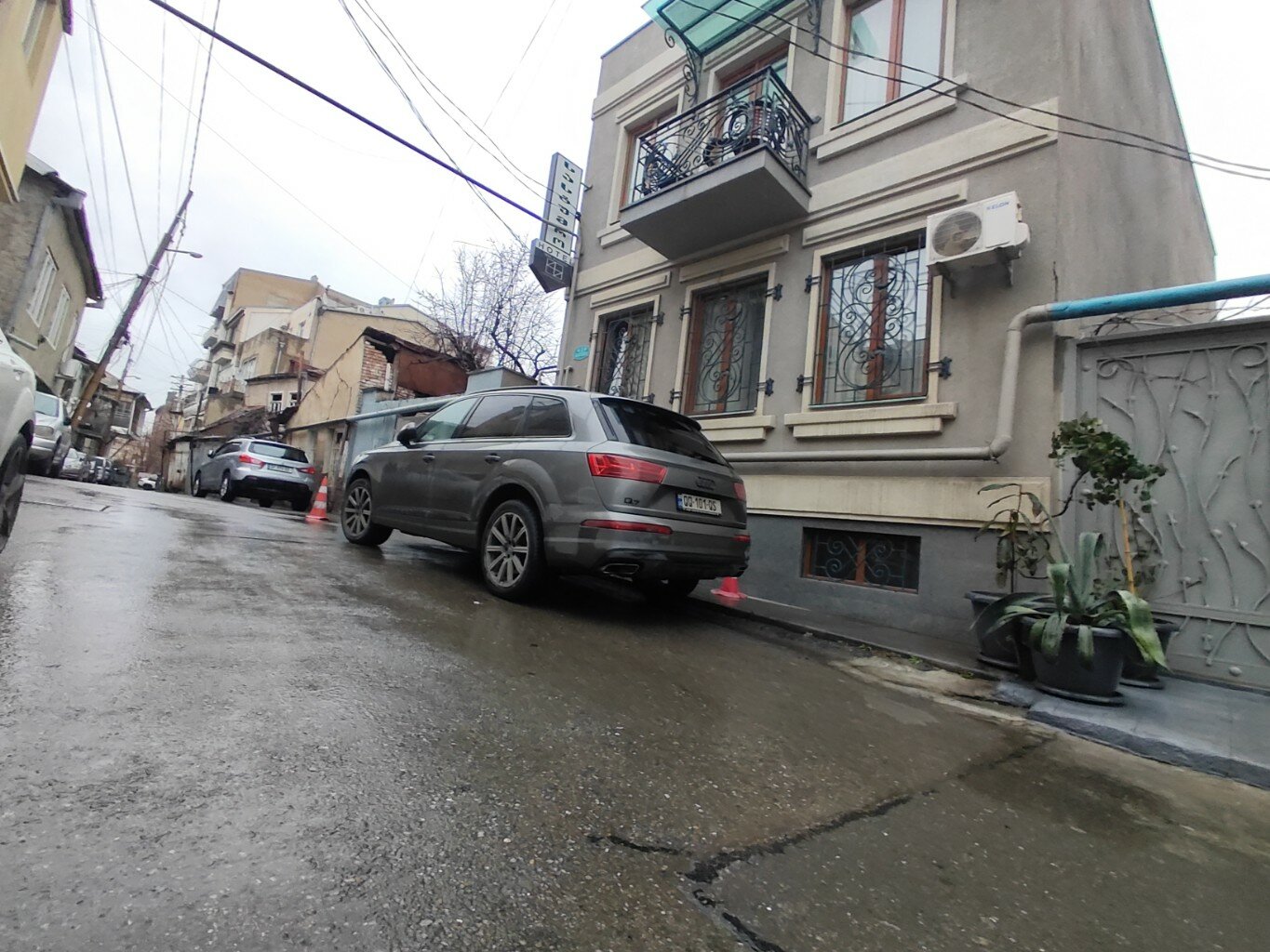 Фото Hotel Four Brothers